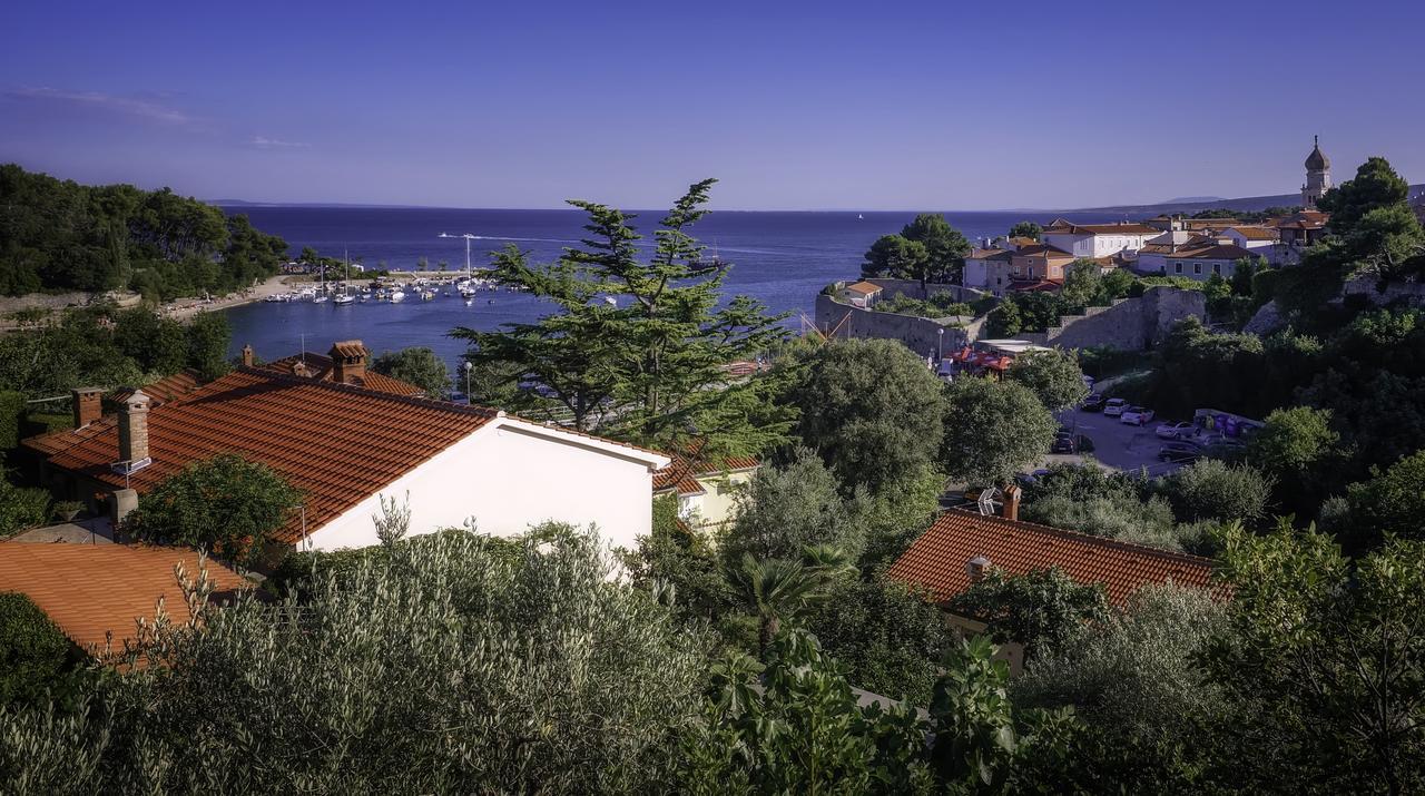 Ferienwohnung Braut Krk Town Exterior foto